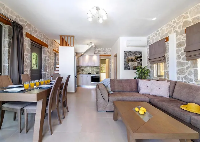 Goudis Emily Villa Lefkada City