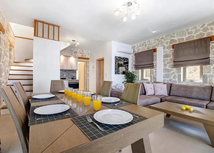 Goudis Emily * Lefkada City